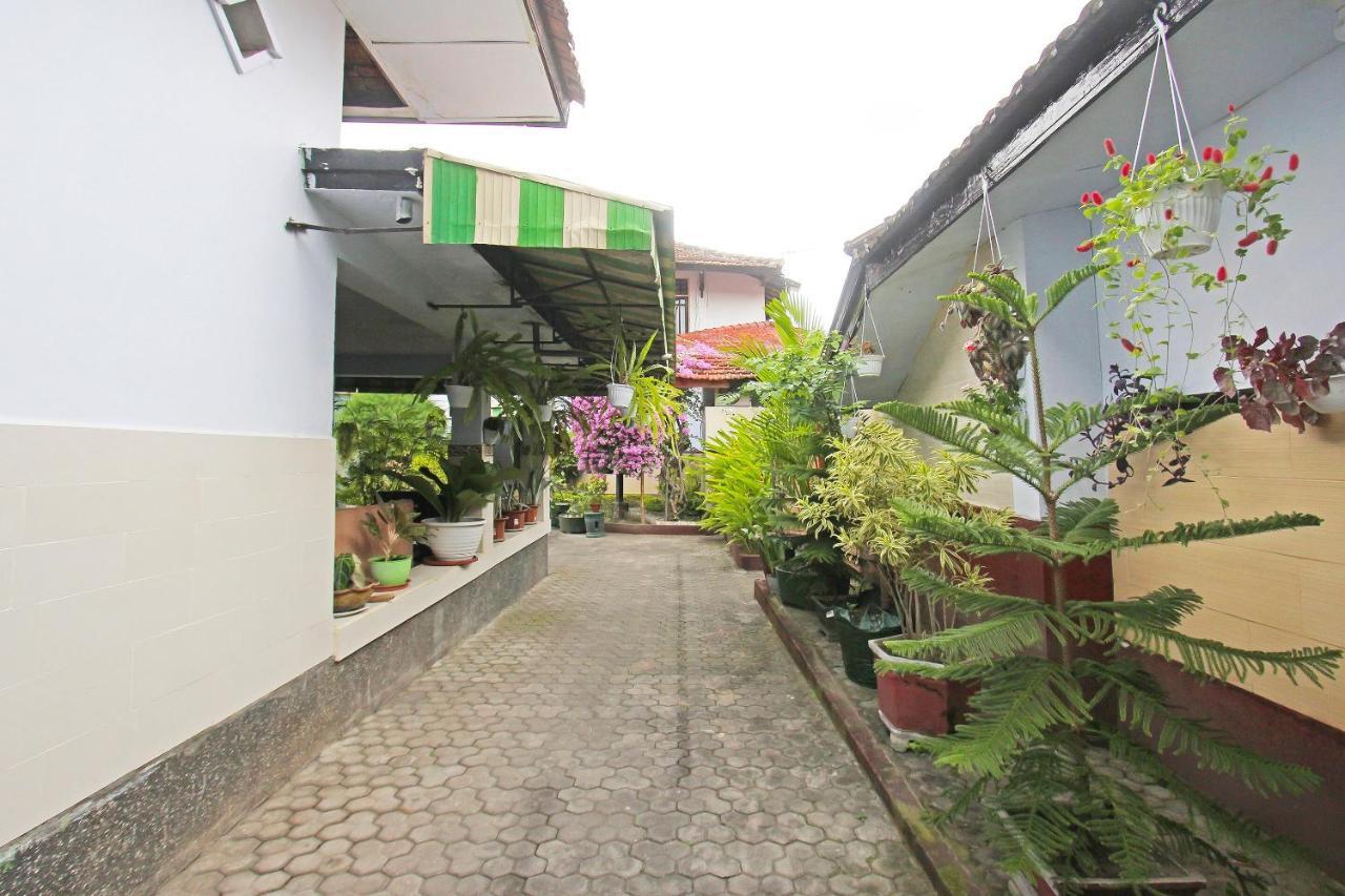 Oyo 91516 Wisata Hotel Mataram Exteriér fotografie
